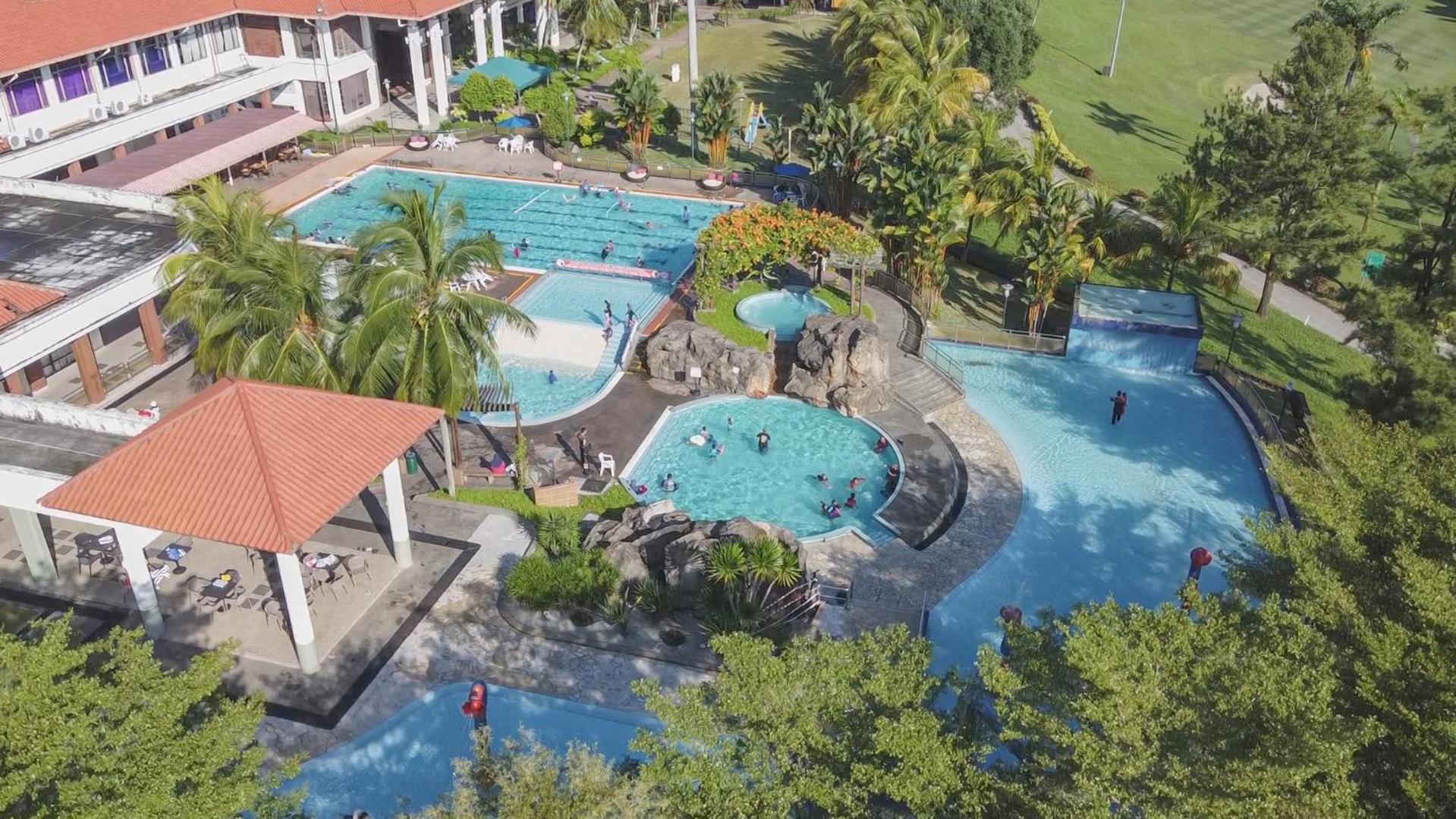 Nilai Springs Resort Hotel Εξωτερικό φωτογραφία