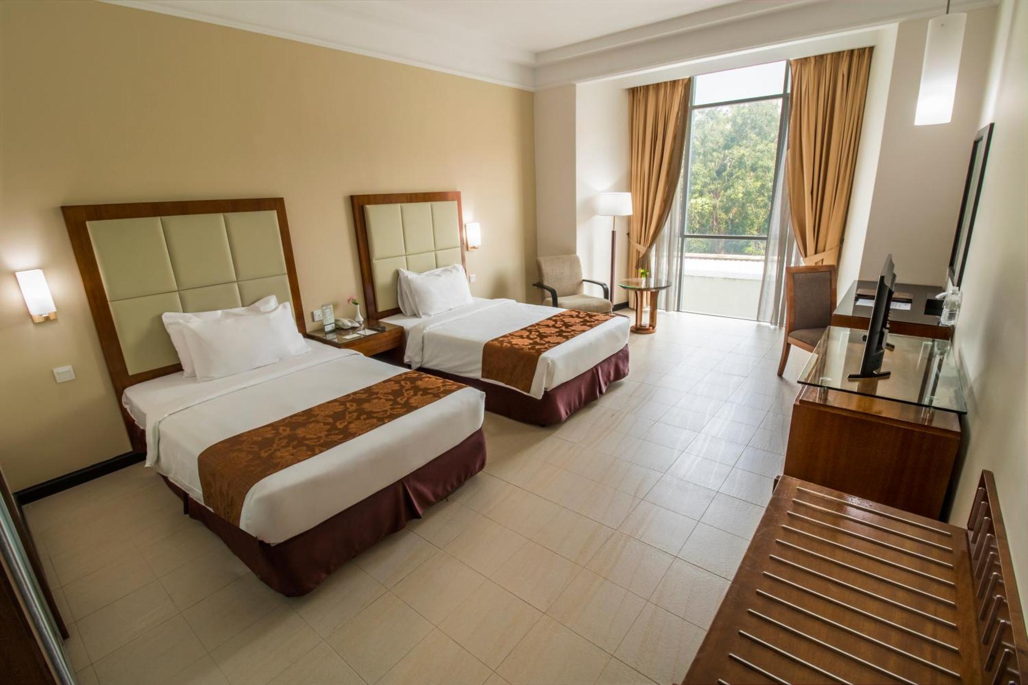 Nilai Springs Resort Hotel Εξωτερικό φωτογραφία